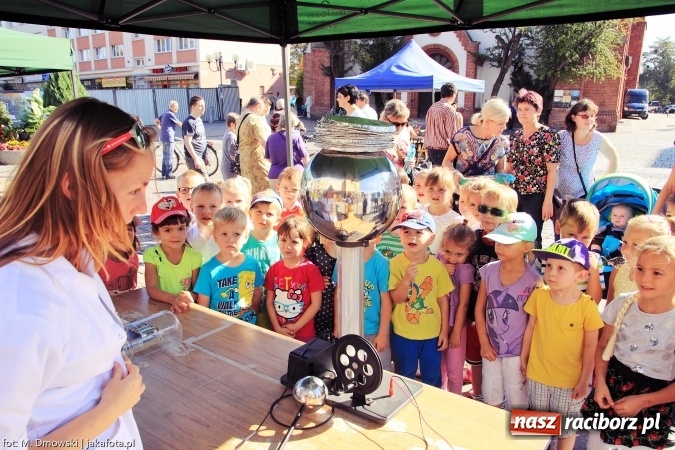 Zdjęcie w galerii na portalu naszraciborz.pl: Ekologicznie na raciborskim rynku już po raz piętnasty wiadomości z regionu