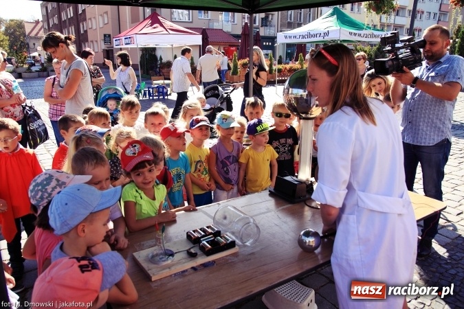 Zdjęcie w galerii na portalu naszraciborz.pl: Ekologicznie na raciborskim rynku już po raz piętnasty wiadomości z regionu