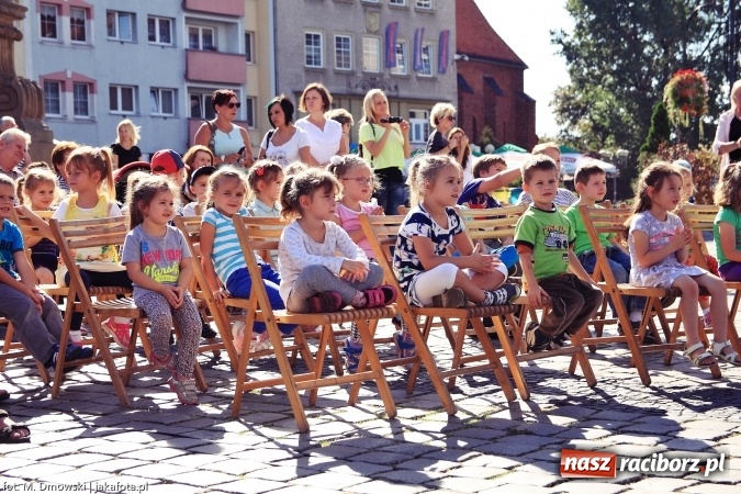 Zdjęcie w galerii na portalu naszraciborz.pl: Ekologicznie na raciborskim rynku już po raz piętnasty wiadomości z regionu