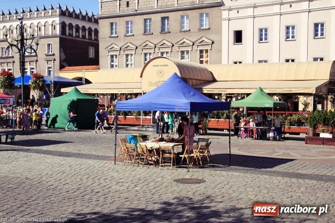 Zdjęcie w galerii na portalu naszraciborz.pl: Ekologicznie na raciborskim rynku już po raz piętnasty wiadomości z regionu