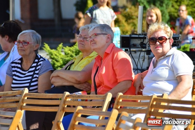 Zdjęcie w galerii na portalu naszraciborz.pl: Ekologicznie na raciborskim rynku już po raz piętnasty wiadomości z regionu