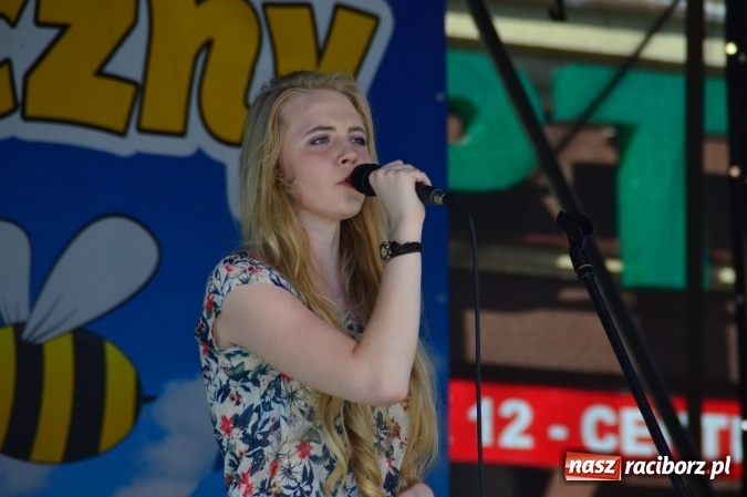 Zdjęcie w galerii na portalu naszraciborz.pl: Ekologicznie na raciborskim rynku już po raz piętnasty wiadomości z regionu