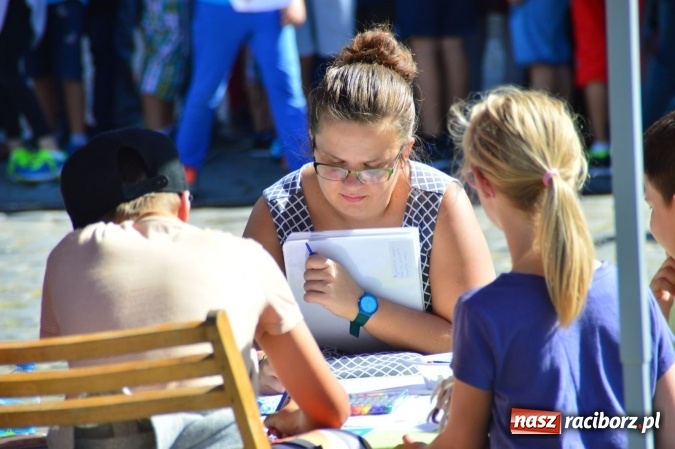 Zdjęcie w galerii na portalu naszraciborz.pl: Ekologicznie na raciborskim rynku już po raz piętnasty wiadomości z regionu