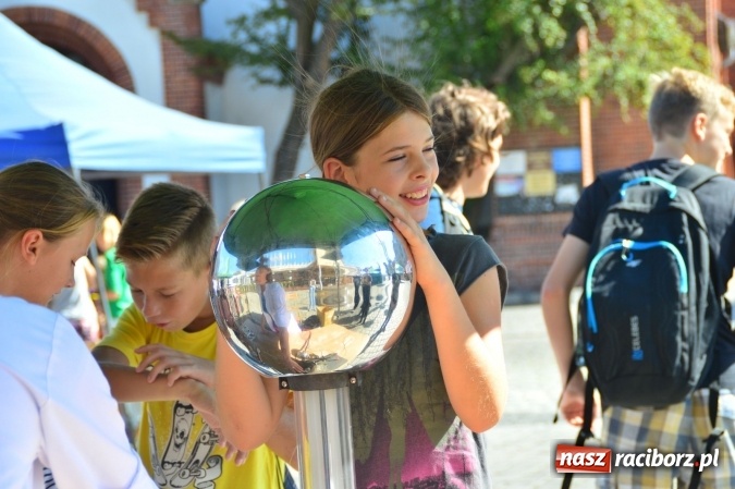 Zdjęcie w galerii na portalu naszraciborz.pl: Ekologicznie na raciborskim rynku już po raz piętnasty wiadomości z regionu