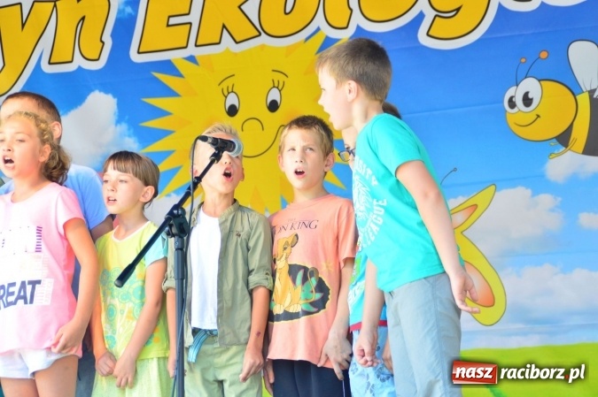 Zdjęcie w galerii na portalu naszraciborz.pl: Ekologicznie na raciborskim rynku już po raz piętnasty wiadomości z regionu