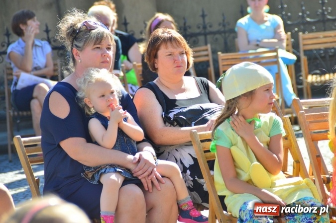 Zdjęcie w galerii na portalu naszraciborz.pl: Ekologicznie na raciborskim rynku już po raz piętnasty wiadomości z regionu