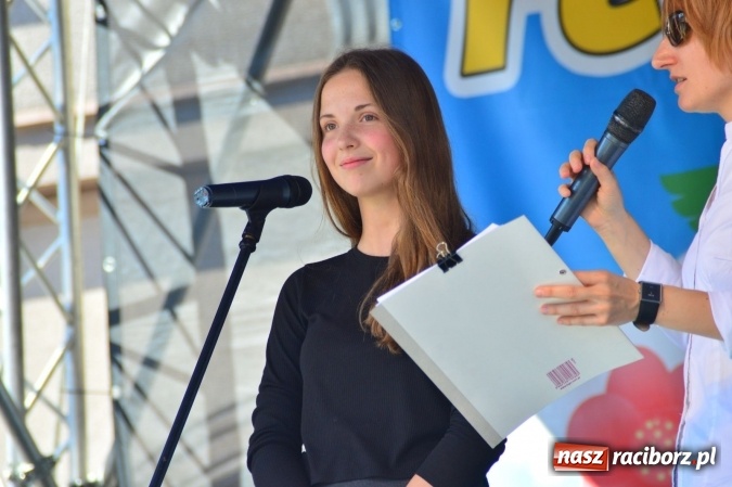 Zdjęcie w galerii na portalu naszraciborz.pl: Ekologicznie na raciborskim rynku już po raz piętnasty wiadomości z regionu