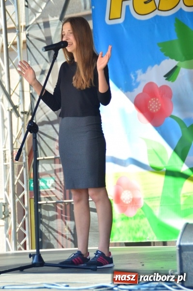 Zdjęcie w galerii na portalu naszraciborz.pl: Ekologicznie na raciborskim rynku już po raz piętnasty wiadomości z regionu