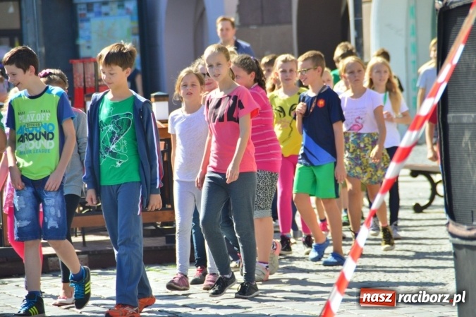 Zdjęcie w galerii na portalu naszraciborz.pl: Ekologicznie na raciborskim rynku już po raz piętnasty wiadomości z regionu