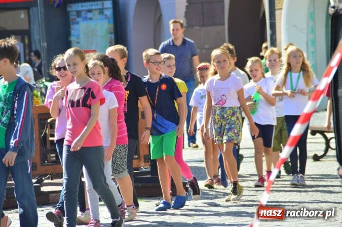 Zdjęcie w galerii na portalu naszraciborz.pl: Ekologicznie na raciborskim rynku już po raz piętnasty wiadomości z regionu
