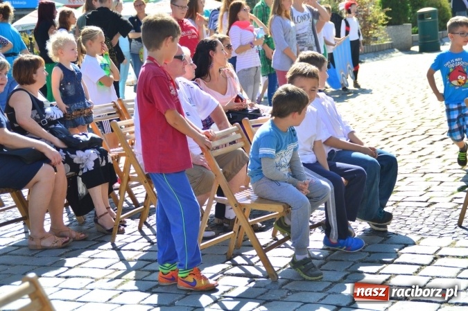 Zdjęcie w galerii na portalu naszraciborz.pl: Ekologicznie na raciborskim rynku już po raz piętnasty wiadomości z regionu