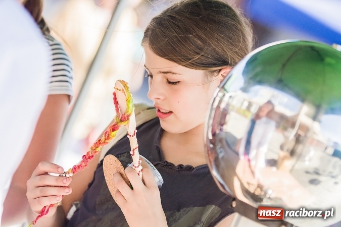 Zdjęcie w galerii na portalu naszraciborz.pl: Ekologicznie na raciborskim rynku już po raz piętnasty wiadomości z regionu
