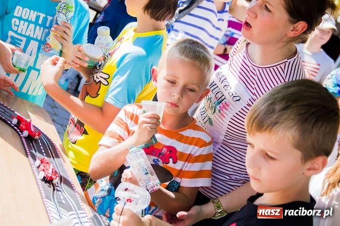 Zdjęcie w galerii na portalu naszraciborz.pl: Ekologicznie na raciborskim rynku już po raz piętnasty wiadomości z regionu