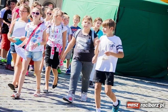 Zdjęcie w galerii na portalu naszraciborz.pl: Ekologicznie na raciborskim rynku już po raz piętnasty wiadomości z regionu