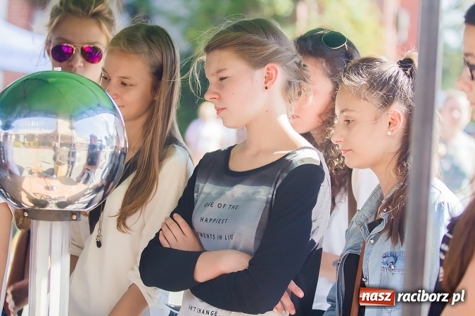 Zdjęcie w galerii na portalu naszraciborz.pl: Ekologicznie na raciborskim rynku już po raz piętnasty wiadomości z regionu