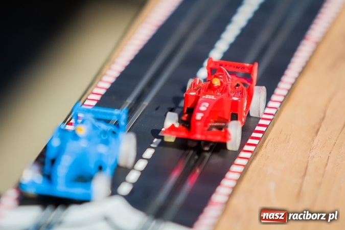 Zdjęcie w galerii na portalu naszraciborz.pl: Ekologicznie na raciborskim rynku już po raz piętnasty wiadomości z regionu