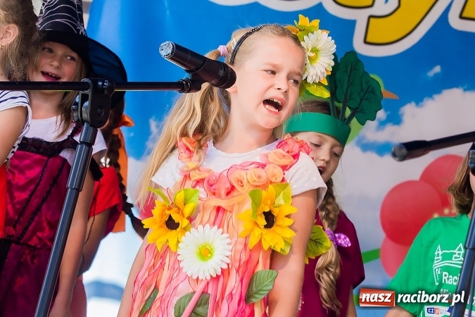 Zdjęcie w galerii na portalu naszraciborz.pl: Ekologicznie na raciborskim rynku już po raz piętnasty wiadomości z regionu