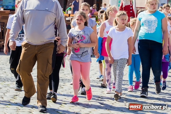 Zdjęcie w galerii na portalu naszraciborz.pl: Ekologicznie na raciborskim rynku już po raz piętnasty wiadomości z regionu