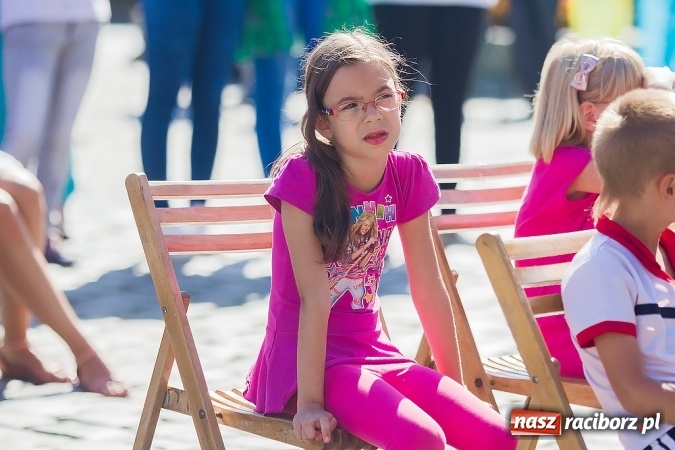 Zdjęcie w galerii na portalu naszraciborz.pl: Ekologicznie na raciborskim rynku już po raz piętnasty wiadomości z regionu