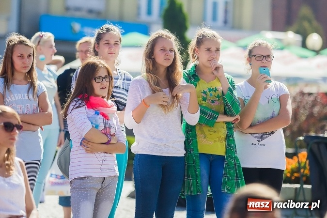 Zdjęcie w galerii na portalu naszraciborz.pl: Ekologicznie na raciborskim rynku już po raz piętnasty wiadomości z regionu