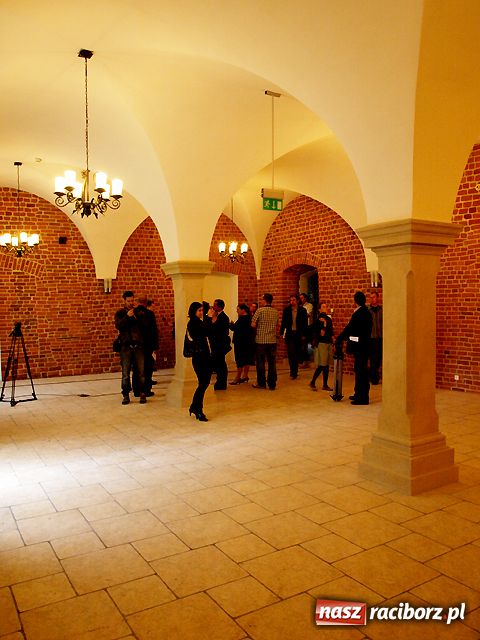 Zdjęcie w galerii na portalu naszraciborz.pl: Stare opactwo odzyskuje blask wiadomości z regionu