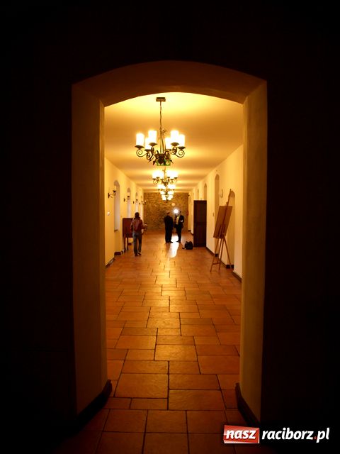 Zdjęcie w galerii na portalu naszraciborz.pl: Stare opactwo odzyskuje blask wiadomości z regionu