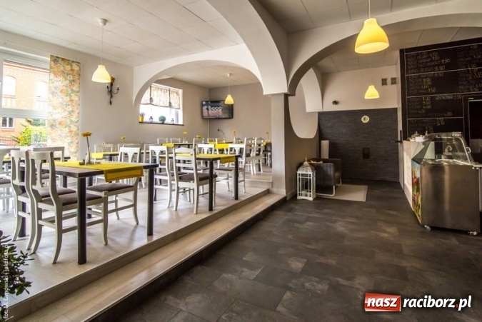 Zdjęcie w galerii na portalu naszraciborz.pl: Po staremu, ale w nowym odnowionym wydaniu, w Restauracji Żurek wiadomości z regionu