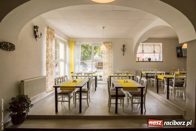 Zdjęcie w galerii na portalu naszraciborz.pl: Po staremu, ale w nowym odnowionym wydaniu, w Restauracji Żurek wiadomości z regionu