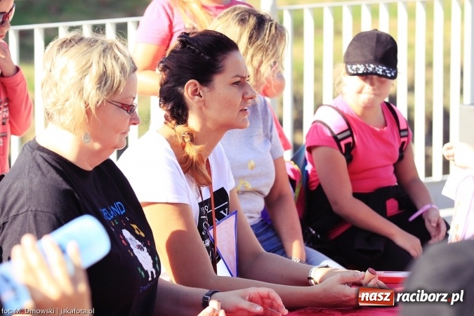 Zdjęcie w galerii na portalu naszraciborz.pl: Uczniowie ze Szkoły Podstawowej nr 1 pomagają w budowie szkoły w Nepalu wiadomości z regionu