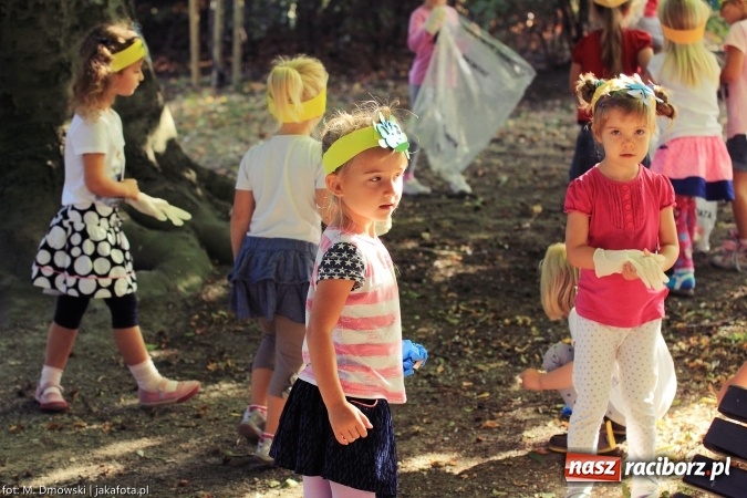 Zdjęcie w galerii na portalu naszraciborz.pl: Sprzątanie świata - uczniowie raciborskich szkół włączyli się w akcję  wiadomości z regionu