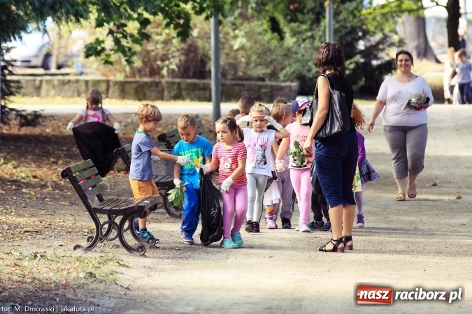 Zdjęcie w galerii na portalu naszraciborz.pl: Sprzątanie świata - uczniowie raciborskich szkół włączyli się w akcję  wiadomości z regionu