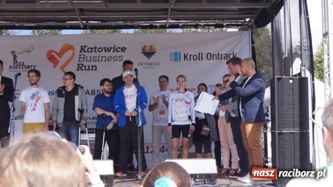 Zdjęcie w galerii na portalu naszraciborz.pl: Rafakowscy startowali w Poland Business Run  wiadomości z regionu