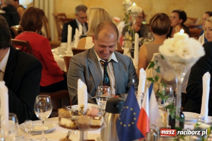 Zdjęcie w galerii na portalu naszraciborz.pl: Nagrodzono najlepsze mikroprojekty zrealizowane w latach 2009 – 2015 wiadomości z regionu