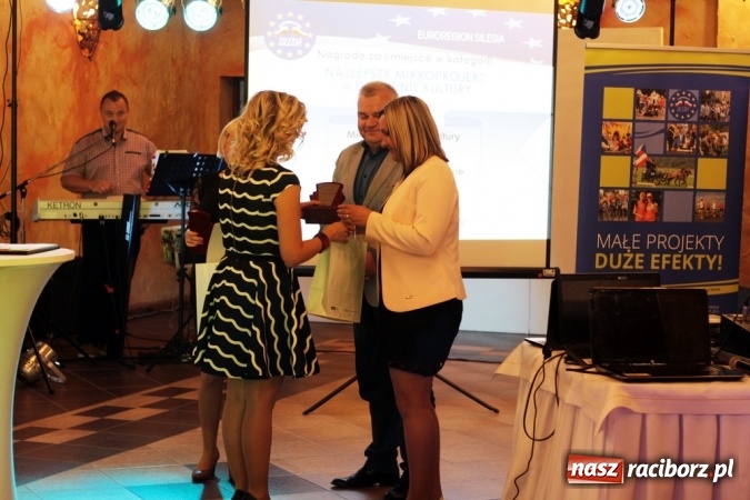 Zdjęcie w galerii na portalu naszraciborz.pl: Nagrodzono najlepsze mikroprojekty zrealizowane w latach 2009 – 2015 wiadomości z regionu