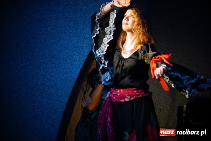 Zdjęcie w galerii na portalu naszraciborz.pl: Raciborzanie żegnali lato z Romami wiadomości z regionu