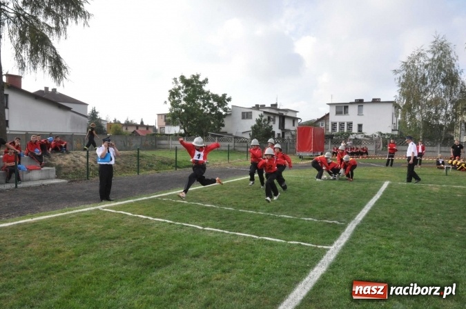 Zdjęcie w galerii na portalu naszraciborz.pl: Roszków, Pietraszyn, Sławików i Markowice triumfatorami powiatowych zawodów sportowo-pożarniczych wiadomości z regionu