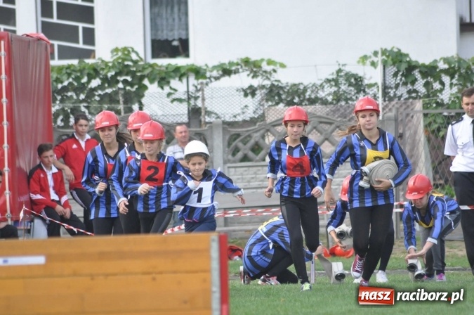 Zdjęcie w galerii na portalu naszraciborz.pl: Roszków, Pietraszyn, Sławików i Markowice triumfatorami powiatowych zawodów sportowo-pożarniczych wiadomości z regionu