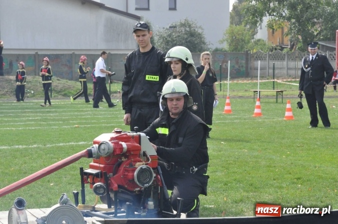 Zdjęcie w galerii na portalu naszraciborz.pl: Roszków, Pietraszyn, Sławików i Markowice triumfatorami powiatowych zawodów sportowo-pożarniczych wiadomości z regionu