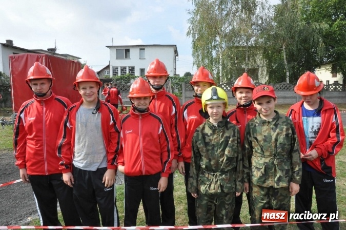 Zdjęcie w galerii na portalu naszraciborz.pl: Roszków, Pietraszyn, Sławików i Markowice triumfatorami powiatowych zawodów sportowo-pożarniczych wiadomości z regionu