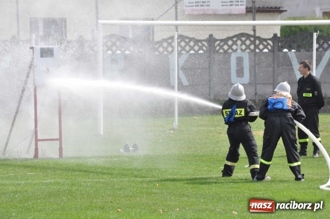 Zdjęcie w galerii na portalu naszraciborz.pl: Roszków, Pietraszyn, Sławików i Markowice triumfatorami powiatowych zawodów sportowo-pożarniczych wiadomości z regionu