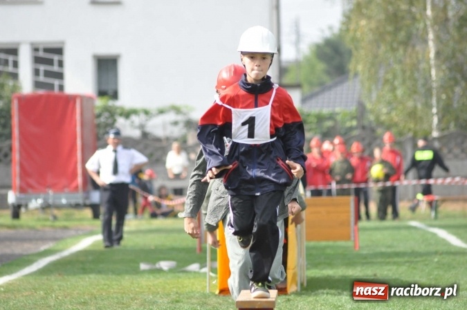 Zdjęcie w galerii na portalu naszraciborz.pl: Roszków, Pietraszyn, Sławików i Markowice triumfatorami powiatowych zawodów sportowo-pożarniczych wiadomości z regionu