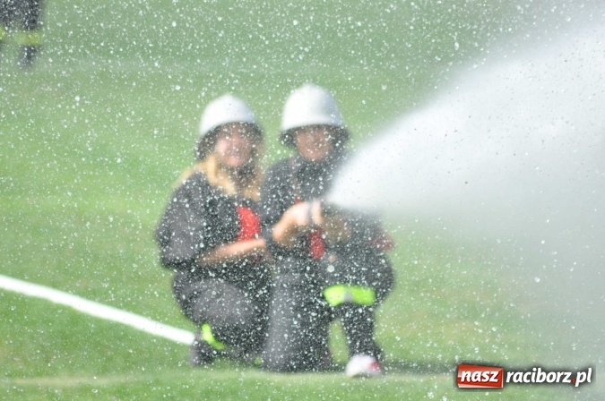 Zdjęcie w galerii na portalu naszraciborz.pl: Roszków, Pietraszyn, Sławików i Markowice triumfatorami powiatowych zawodów sportowo-pożarniczych wiadomości z regionu