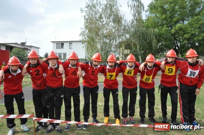 Zdjęcie w galerii na portalu naszraciborz.pl: Roszków, Pietraszyn, Sławików i Markowice triumfatorami powiatowych zawodów sportowo-pożarniczych wiadomości z regionu