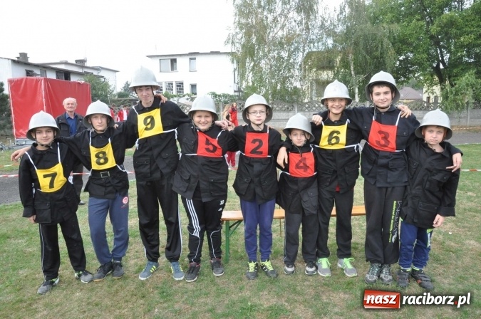 Zdjęcie w galerii na portalu naszraciborz.pl: Roszków, Pietraszyn, Sławików i Markowice triumfatorami powiatowych zawodów sportowo-pożarniczych wiadomości z regionu