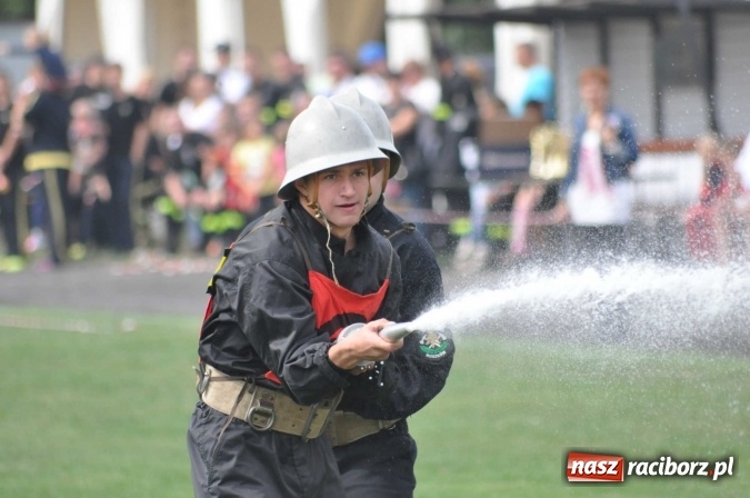 Zdjęcie w galerii na portalu naszraciborz.pl: Roszków, Pietraszyn, Sławików i Markowice triumfatorami powiatowych zawodów sportowo-pożarniczych wiadomości z regionu