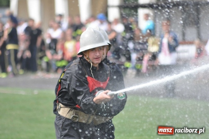 Zdjęcie w galerii na portalu naszraciborz.pl: Roszków, Pietraszyn, Sławików i Markowice triumfatorami powiatowych zawodów sportowo-pożarniczych wiadomości z regionu
