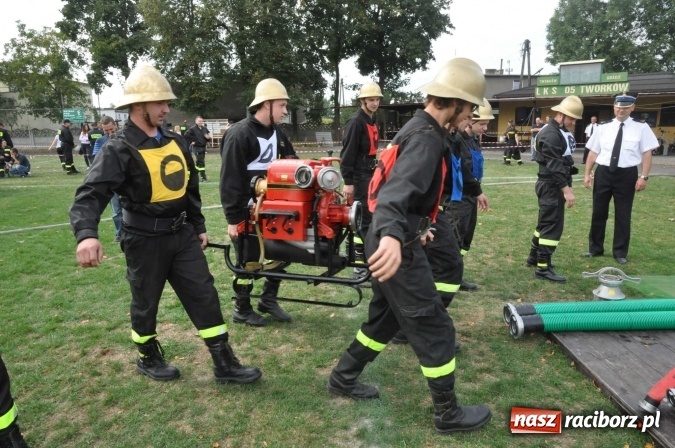 Zdjęcie w galerii na portalu naszraciborz.pl: Roszków, Pietraszyn, Sławików i Markowice triumfatorami powiatowych zawodów sportowo-pożarniczych wiadomości z regionu