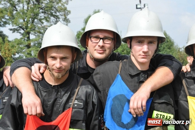 Zdjęcie w galerii na portalu naszraciborz.pl: Roszków, Pietraszyn, Sławików i Markowice triumfatorami powiatowych zawodów sportowo-pożarniczych wiadomości z regionu