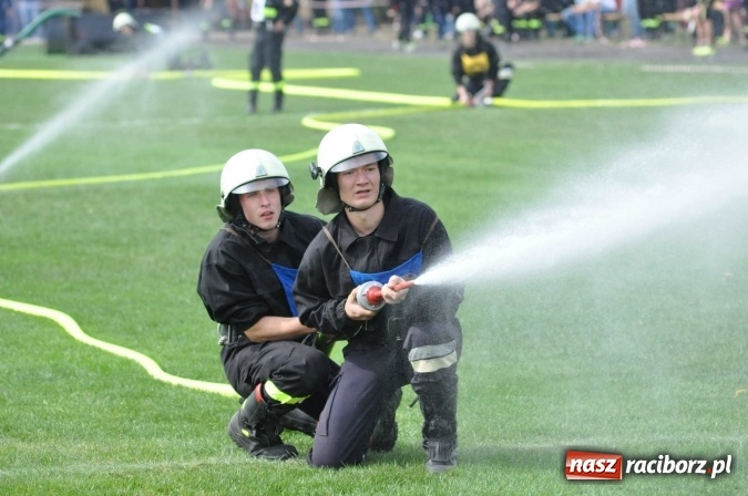 Zdjęcie w galerii na portalu naszraciborz.pl: Roszków, Pietraszyn, Sławików i Markowice triumfatorami powiatowych zawodów sportowo-pożarniczych wiadomości z regionu