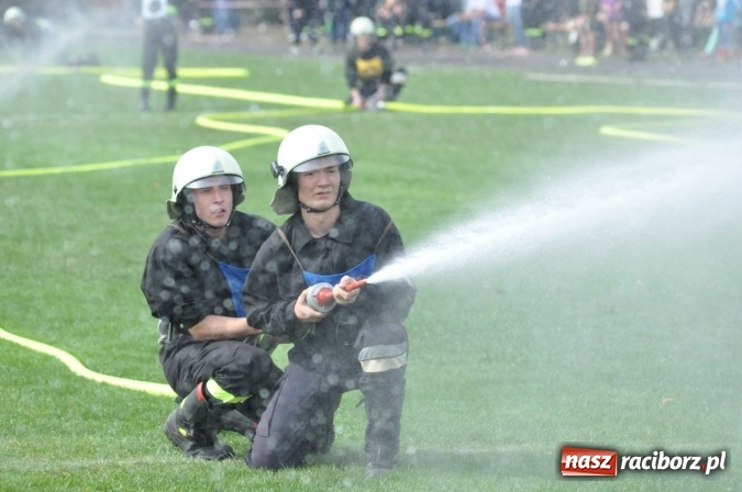 Zdjęcie w galerii na portalu naszraciborz.pl: Roszków, Pietraszyn, Sławików i Markowice triumfatorami powiatowych zawodów sportowo-pożarniczych wiadomości z regionu